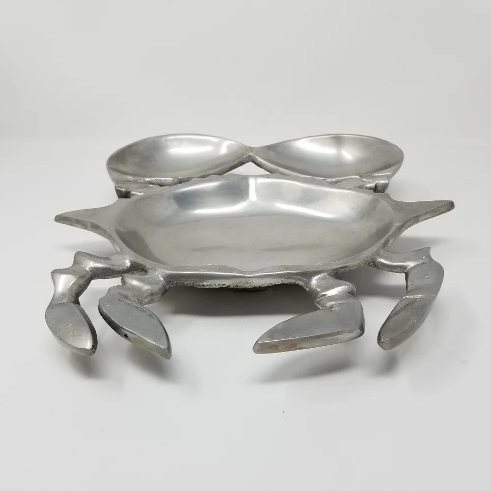 Wilton Armetale crab shape